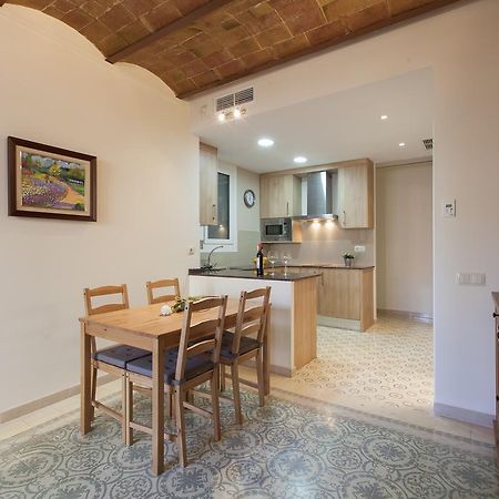 Ab Sagrada Familia Bofill Apartment Barcelona Bagian luar foto