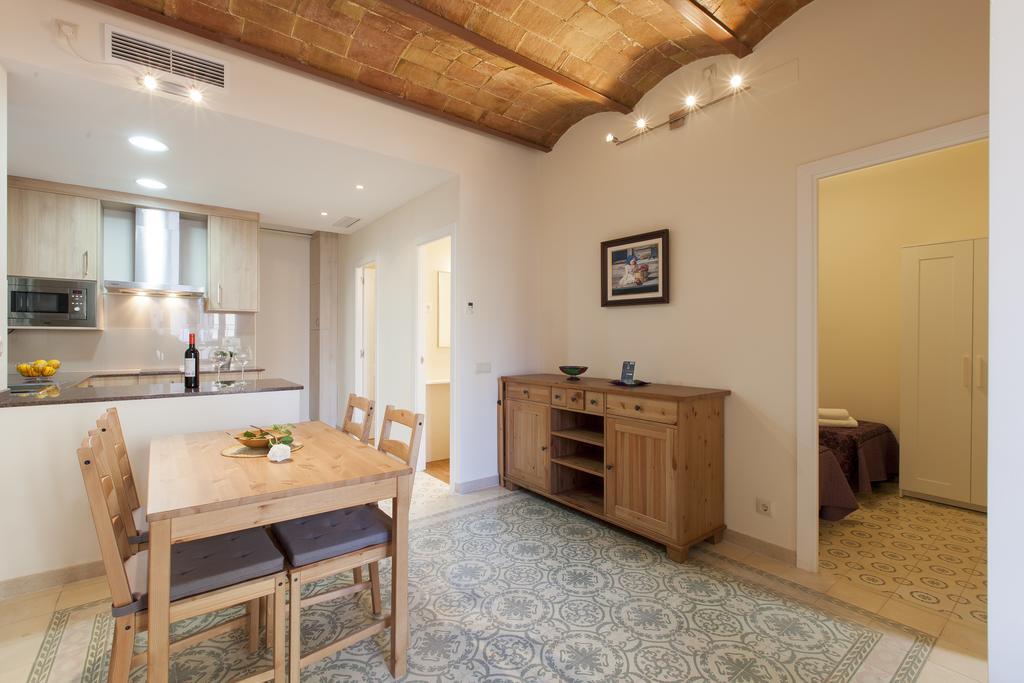 Ab Sagrada Familia Bofill Apartment Barcelona Bagian luar foto