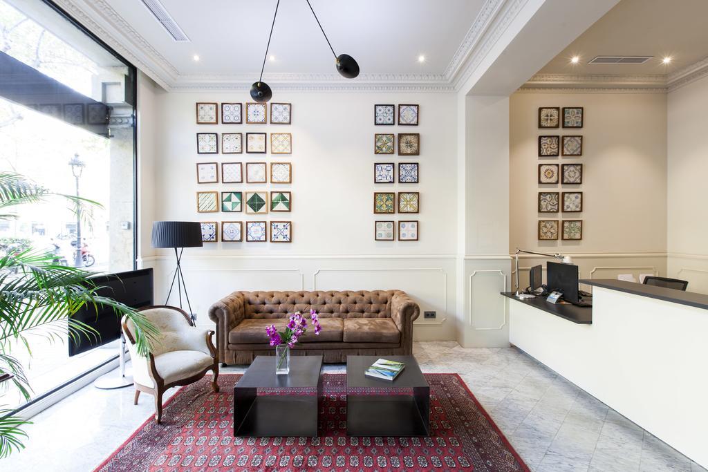 Ab Sagrada Familia Bofill Apartment Barcelona Bagian luar foto