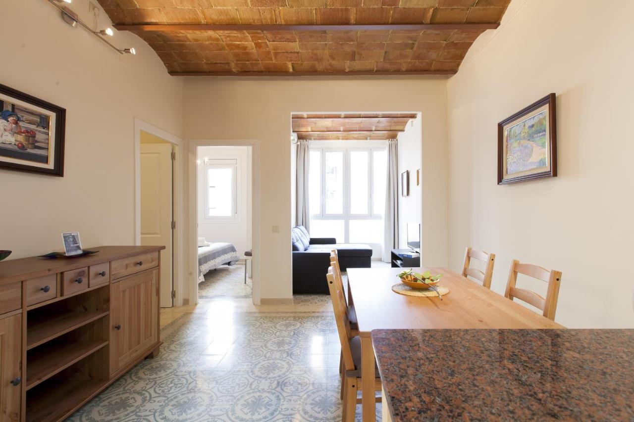 Ab Sagrada Familia Bofill Apartment Barcelona Bagian luar foto